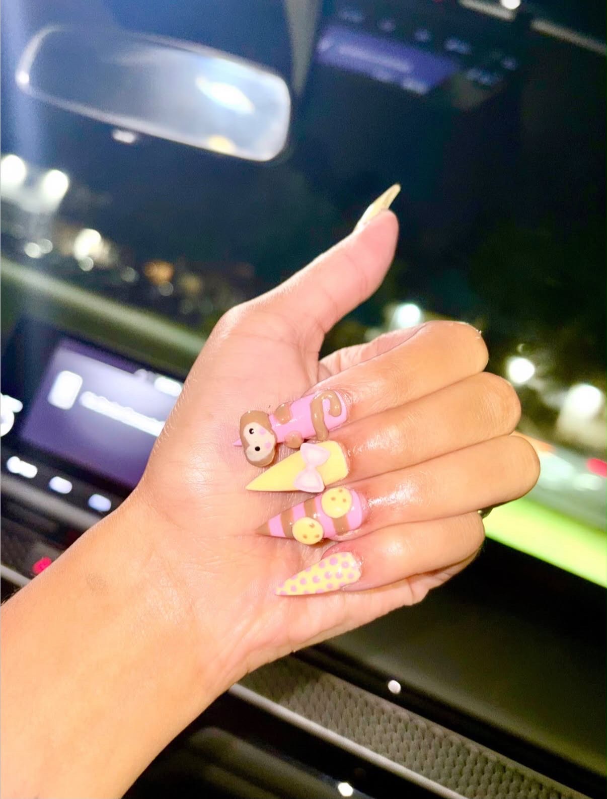 Frenchkisses.co nail design 3